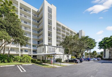 2215 Cypress Island Dr unit 803, Pompano Beach, FL 33069 - photo 2