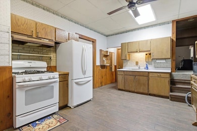 Kitchen - Main Level