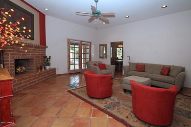 Livingroom to back patio and kitchen