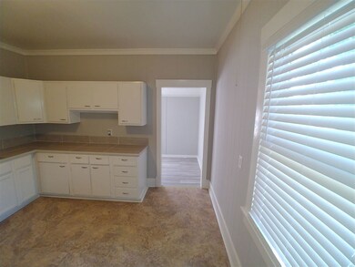 228 S Magnolia Ave, Waynesboro, VA 22980 - photo 6