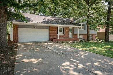 Hillcrest Ave-24