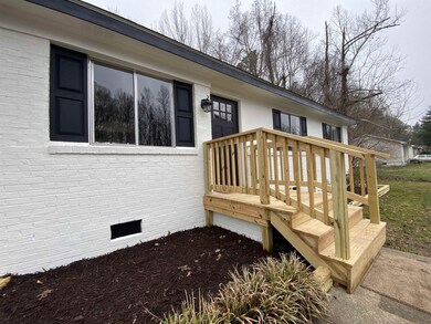 119 W Westbury Dr, Oxford, NC 27565 - photo 2