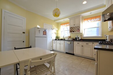 35 Palmer St unit R, Waltham, MA 02451 - photo 2