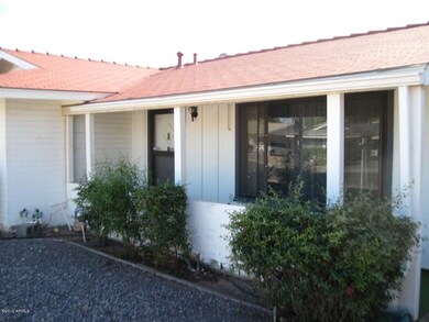 03 front patio 10919 w cherry hills