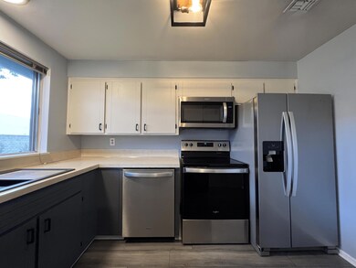 2365 Jubilant Ave, Medford, OR 97504 - photo 7