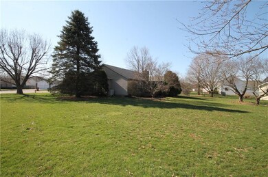 3606 Bonaventure Ct, Columbus, IN 47203 - photo 3