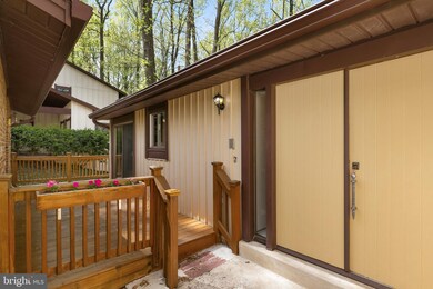 11019 Swansfield Rd, Columbia, MD 21044 - photo 4