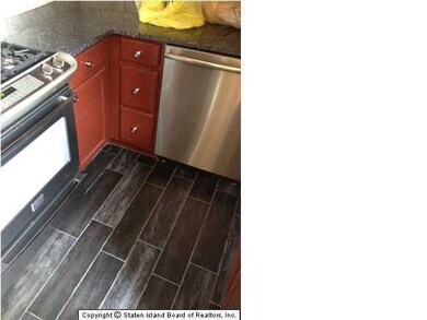 200 Hart Blvd unit 6G, Staten Island, NY 10301 - photo 7