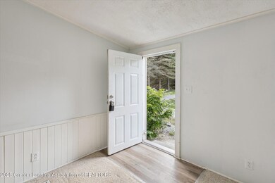 9991 Stoll Rd, Haslett, MI 48840 - photo 5