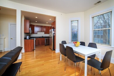 515 Green St unit 3, Cambridge, MA 02139 - photo 4