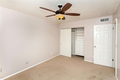 10203 N 8th Place unit A, Phoenix, AZ 85020 - photo 5