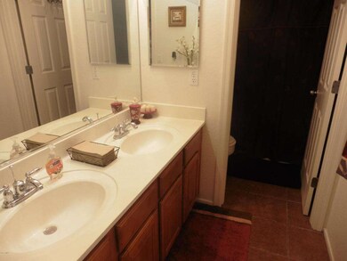 1204 E Frances Ln, Gilbert, AZ 85295 - photo 4