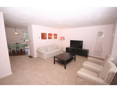 59 Pinecrest Village unit 59, Hopkinton, MA 01748 - photo 3