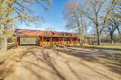 1512 E Henderson St, Cleburne, TX 76031 - photo 3