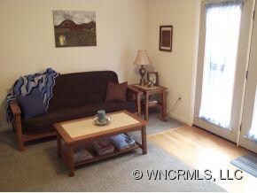 Living area w/doors to deck