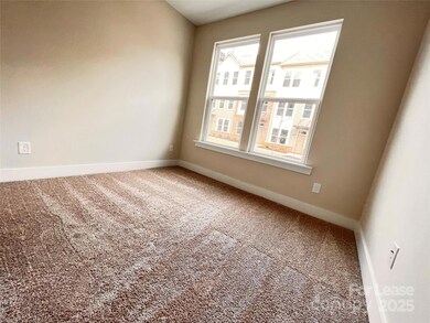 3011 Citizens Ln, Charlotte, NC 28205 - photo 4