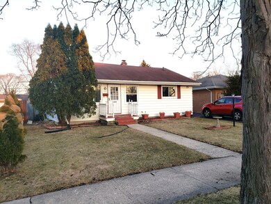 2211 Linden Ave, Waukegan, IL 60087 - photo 3