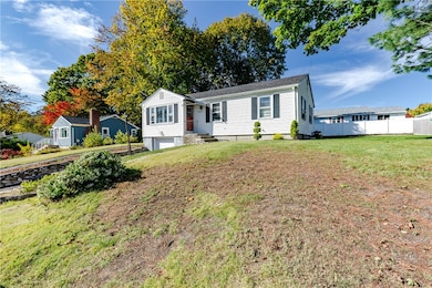 41 Belvedere St, Johnston, RI 02919 - photo 5