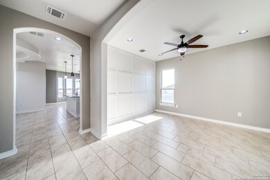 15302 Comanche Mist, San Antonio, TX 78233 - photo 5