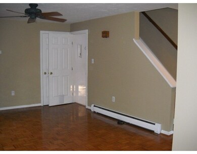 9 Goldenrod Ct unit 9, South Grafton, MA 01560 - photo 5