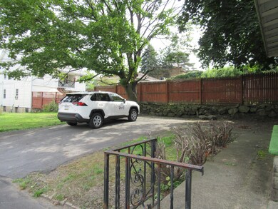 428 Ripple St, Scranton, PA 18505 - photo 4