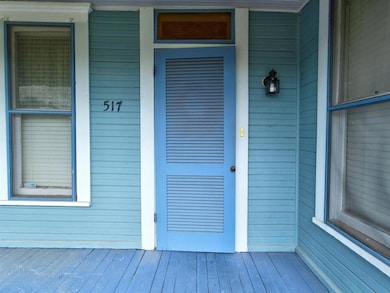 517 N Buffalo Ave, Cleburne, TX 76033 - photo 7