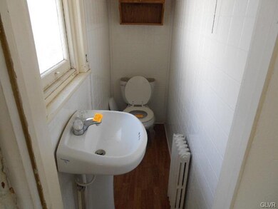 127 S 15th St, Allentown, PA 18102 - photo 5