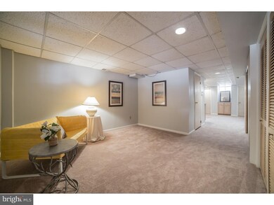 1139 Tremont Dr, Glenolden, PA 19036 - photo 2