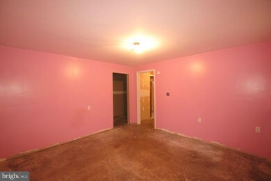 1331 T Bird Dr, Front Royal, VA 22630 - photo 5