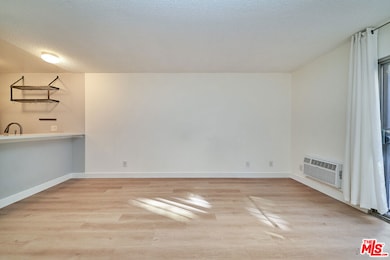 Garden Villas unit 120, Los Angeles, CA 90020 - photo 6