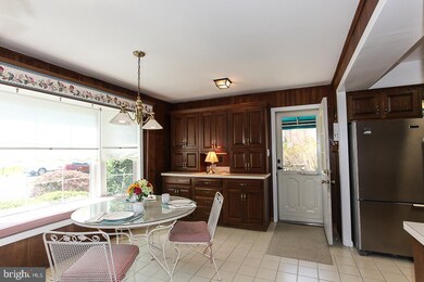 1606 Crestline Rd, Silver Spring, MD 20904 - photo 6