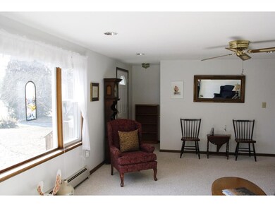 44 Carroll St, Pittsfield, NH 03263 - photo 4