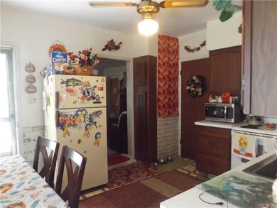 174 Stenzil St, North Tonawanda, NY 14120 - photo 3