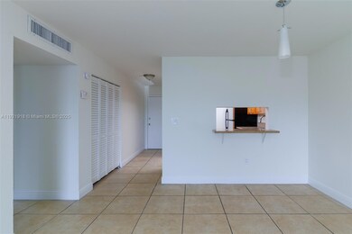 4804 NW 79th Ave unit 308, Doral, FL 33166 - photo 6