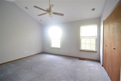 1844 Grove Ave unit 18A184, Schaumburg, IL 60193 - photo 6