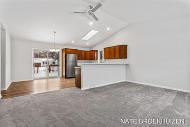 10-web-or-mls-2252 Charles Ave, Norton S