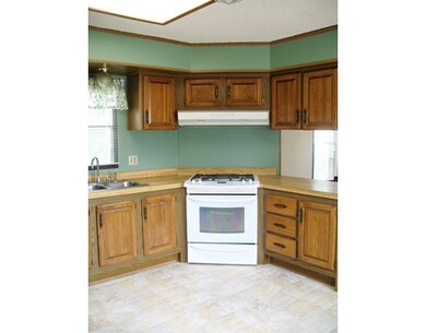 40 Clayton Dr, West Springfield, MA 01089 - photo 6