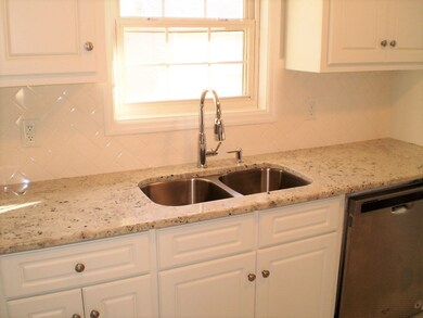 Subway tiled backsplash