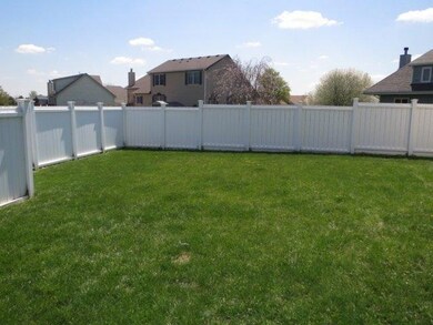 9351 Fillmore Ct, Crown Point, IN 46307 - photo 2