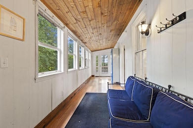 472 St John St, Portland, ME 04102 - photo 4