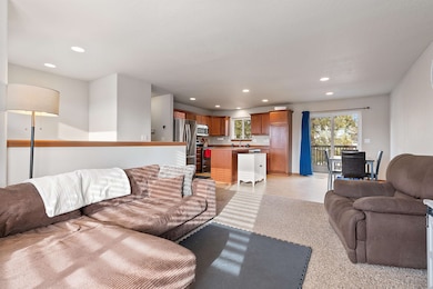 807 E Silver Pine Rd, Colbert, WA 99005 - photo 6