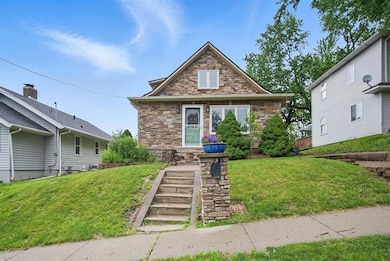 819 Olinda Ave, Des Moines, IA 50315 - photo 7