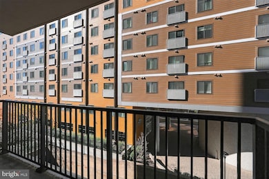 4 Monroe St unit 409, Rockville, MD 20850 - photo 4