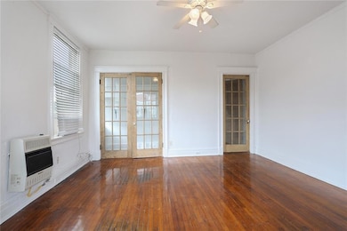 4126 Carondelet St unit 3, New Orleans, LA 70115 - photo 2