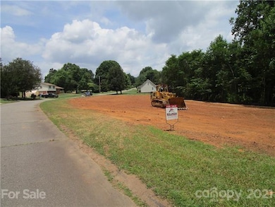 145 Birchwood Rd, Statesville, NC 28625 - photo 2