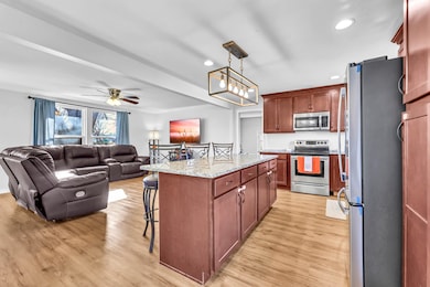 2206 Green Acres Dr, Clarksville, TN 37042 - photo 2