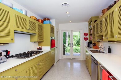 5 Kitchen