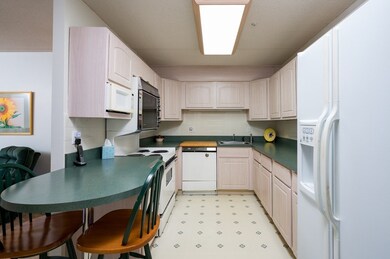 Tall Oaks Village unit L4, South Weymouth, MA 02190 - photo 5