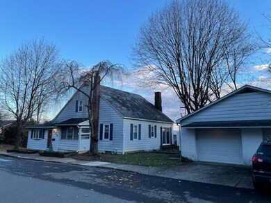 202 W Plainfield Ave, Pen Argyl, PA 18072 - photo 2