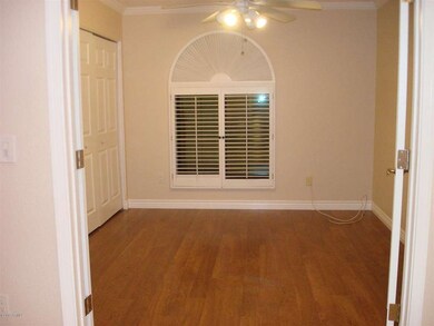 Bedroom/Office